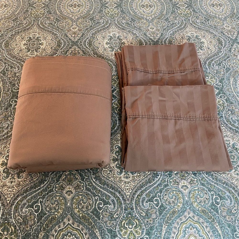 Luxurious Tan Bedding Sheet Set by Feildcrest 100% Egyptian cotton CAL King